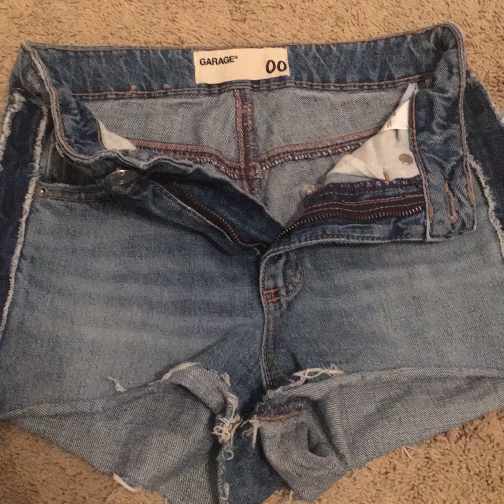 Barely worn garage shorts 💕